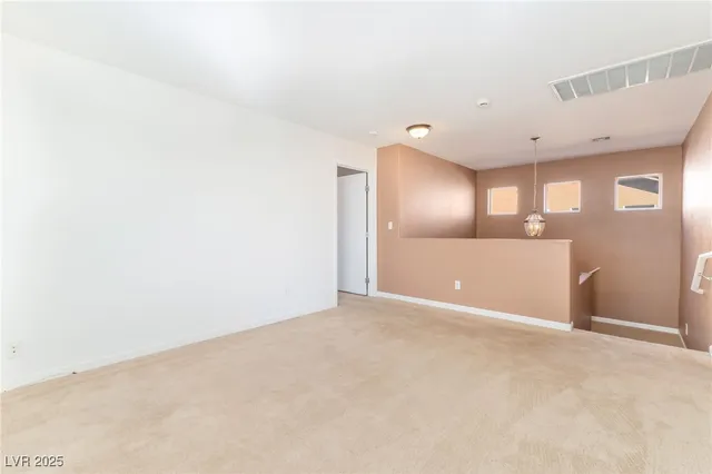 $1,900 | 9412 Plover Falls Avenue, Las Vegas, NV 89149