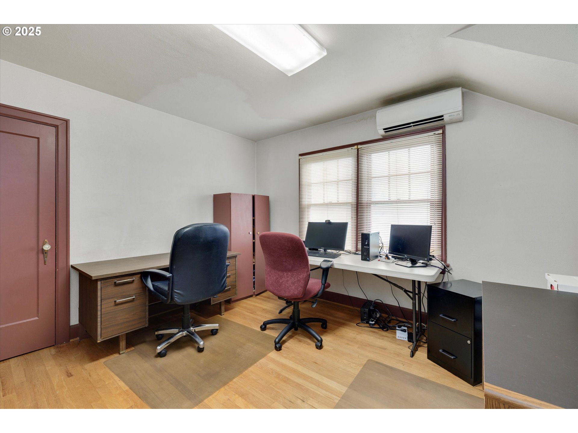 21303 South Central Point Road Oregon City, OR 97045 - Photo 41 of 48 a view of a workspace with furniture and a window
