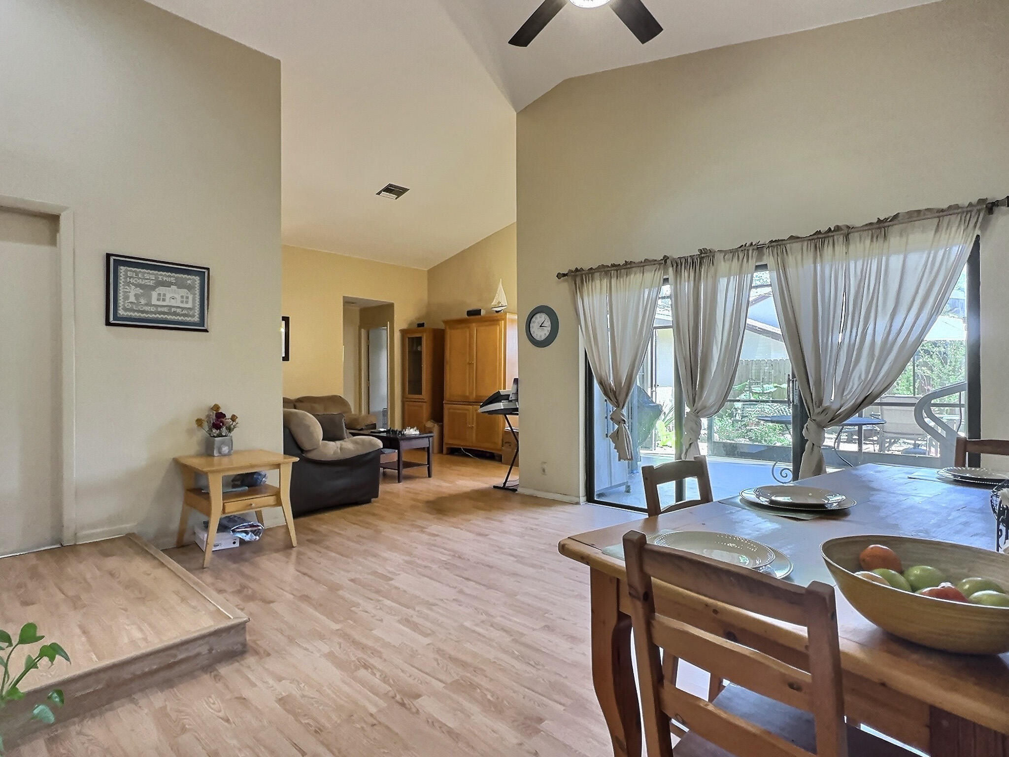 11406 Whisper Lake Way Boca Raton, FL 33428 - Photo 3 of 27 Entry living
