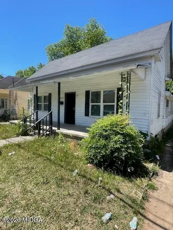 $69,900 | 826 Fort Hill Street, Macon, GA 31217