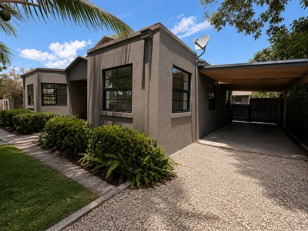 $1,850 | 521 48th Street, West Palm Beach, FL 33407