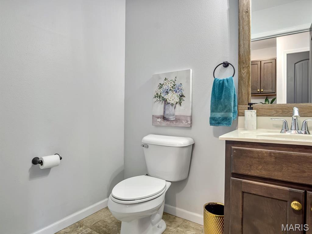 1235 Castle Green Drive Waterloo, IL 62298 - Photo 17 of 39