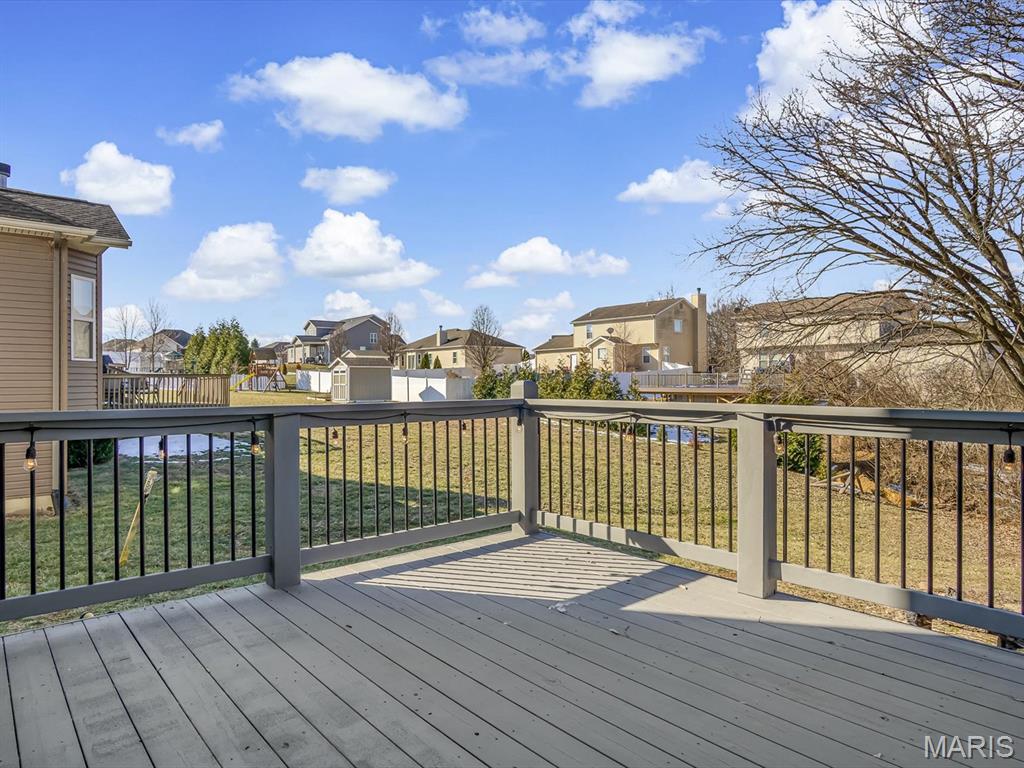 1235 Castle Green Drive Waterloo, IL 62298 - Photo 32 of 39