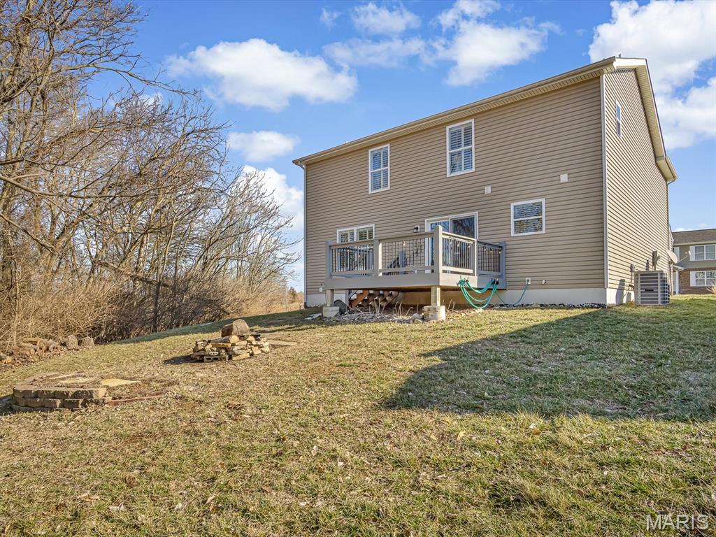 1235 Castle Green Drive Waterloo, IL 62298 - Photo 35 of 39