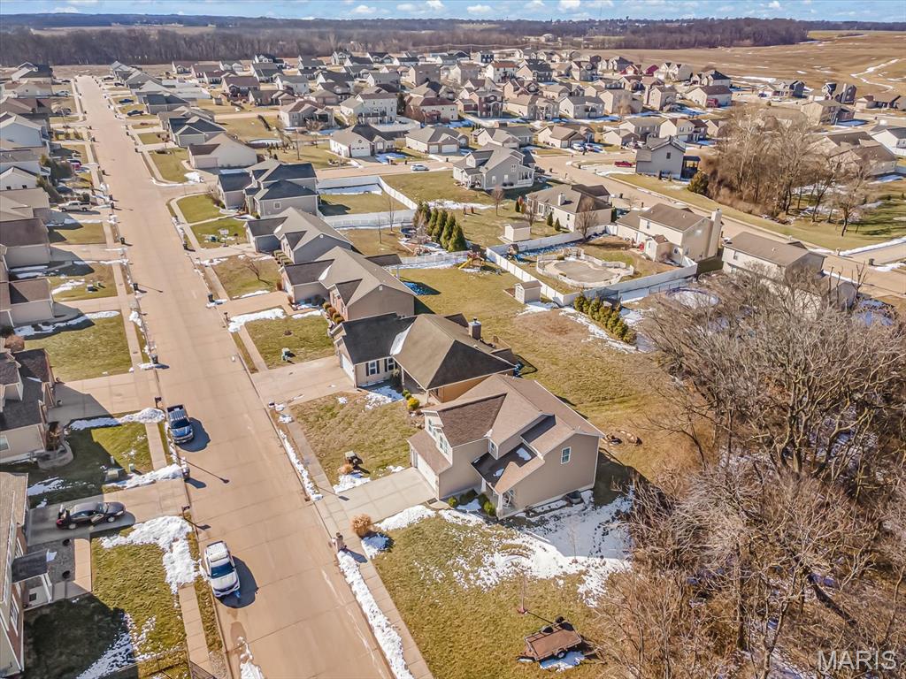 1235 Castle Green Drive Waterloo, IL 62298 - Photo 5 of 39