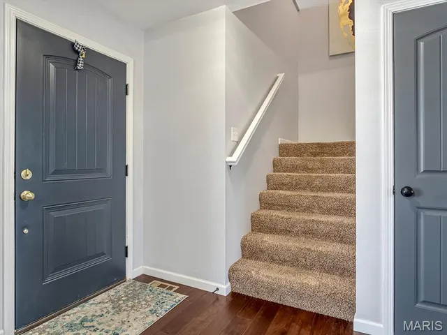 $398,975 | 1235 Castle Green Drive, Waterloo, IL 62298