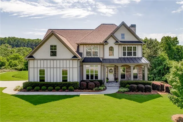 $669,900 | 10 Altar Rock Court, Cartersville, GA 30121