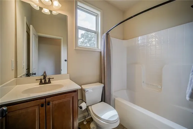 $669,900 | 10 Altar Rock Court, Cartersville, GA 30121