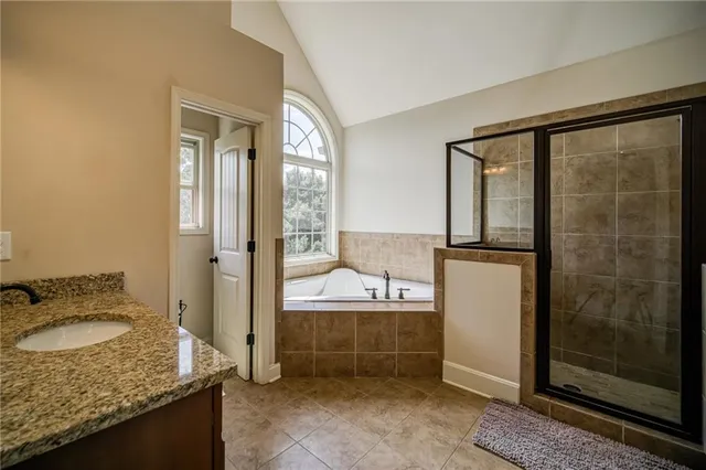 $669,900 | 10 Altar Rock Court, Cartersville, GA 30121