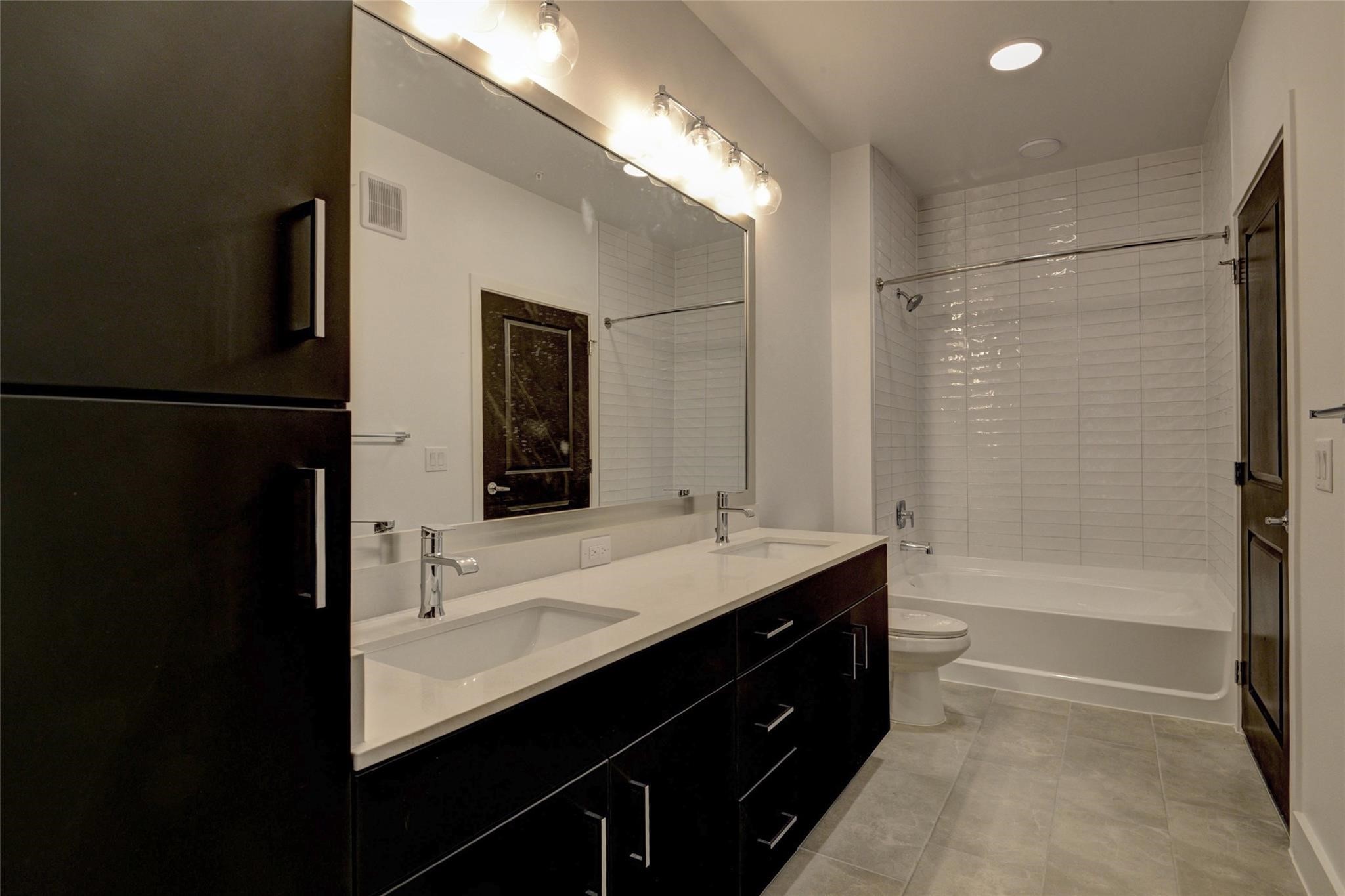 6400 Washington Avenue, Unit 301 Houston, TX 77007 - Photo 9 of 50
