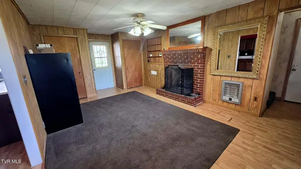 $169,000 | 10841 Cox Road, Wise, VA 24293