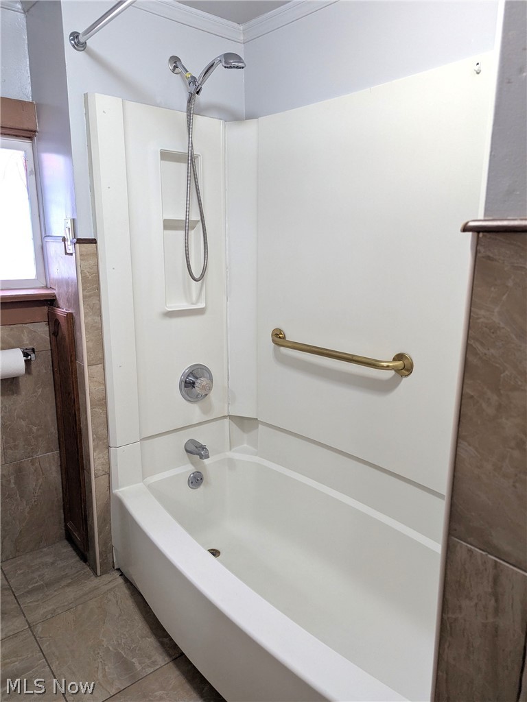 876 Avon Street Akron, OH 44310 - Photo 22 of 33