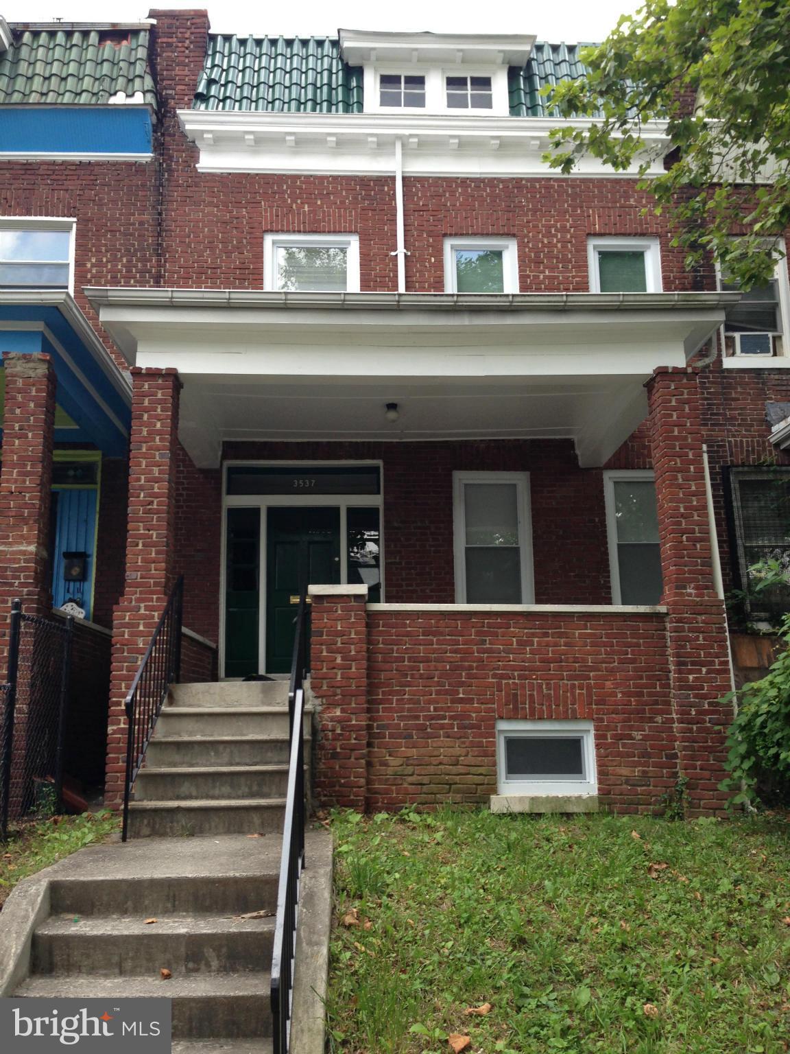 Exterior (Front)