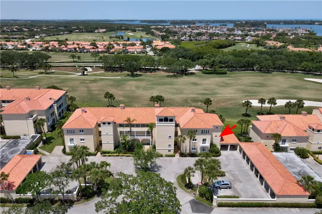 $400,000 | 5030 Harmony Circle, Unit 204, Vero Beach, FL 32967