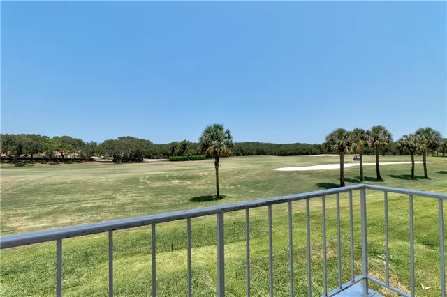 $400,000 | 5030 Harmony Circle, Unit 204, Vero Beach, FL 32967