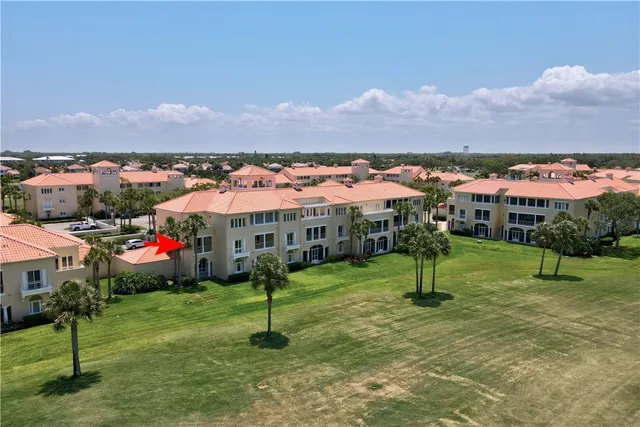 $400,000 | 5030 Harmony Circle, Unit 204, Vero Beach, FL 32967