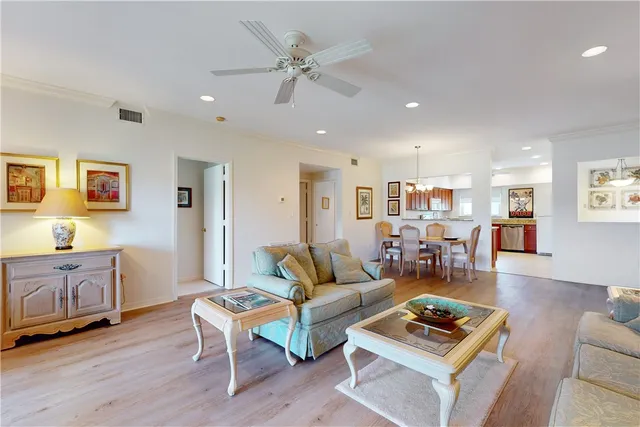 $400,000 | 5030 Harmony Circle, Unit 204, Vero Beach, FL 32967