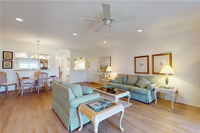 $400,000 | 5030 Harmony Circle, Unit 204, Vero Beach, FL 32967
