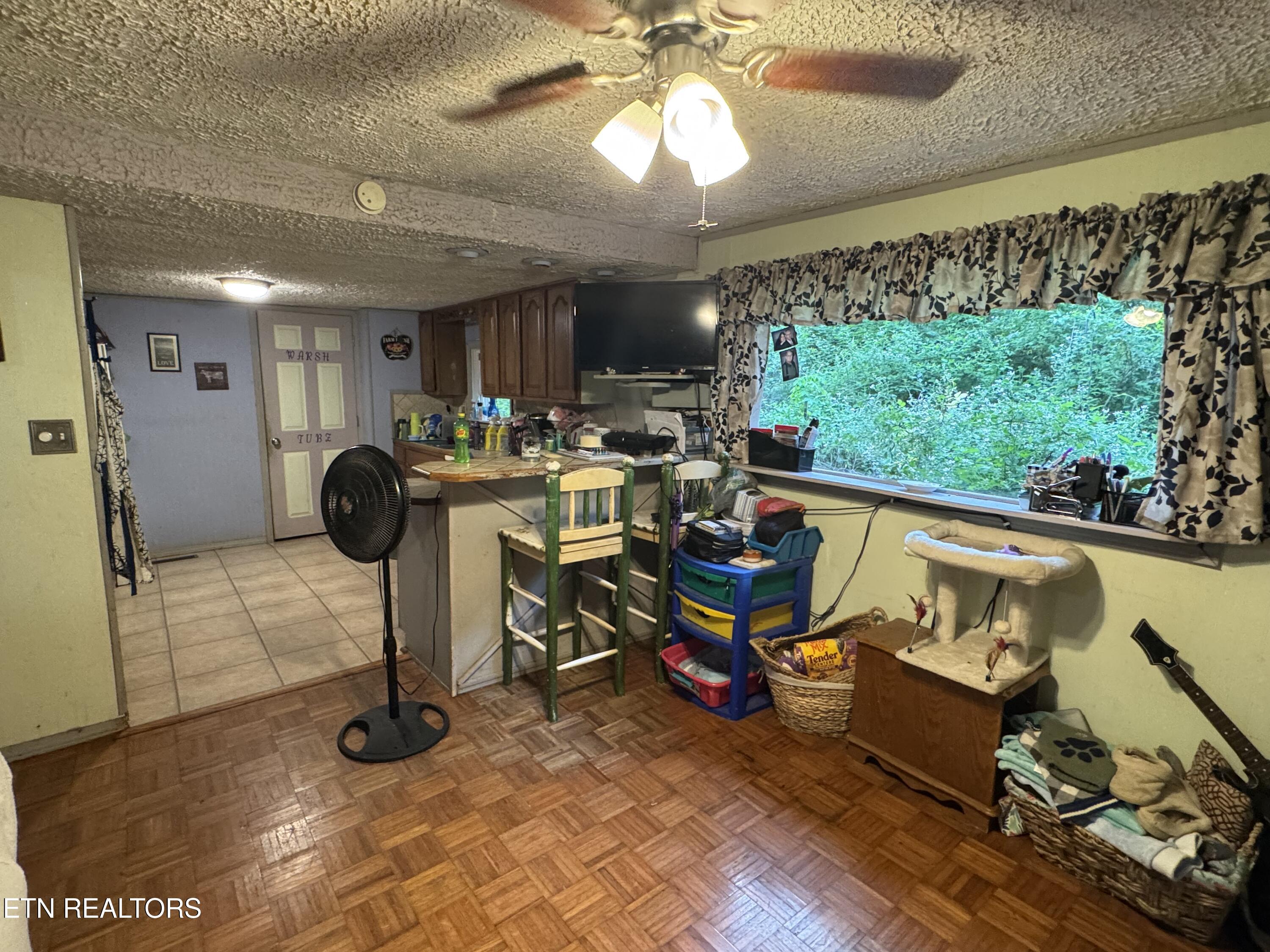 3441 Glendale Road Bybee, TN 37713 - Photo 6 of 18 IMG_4738