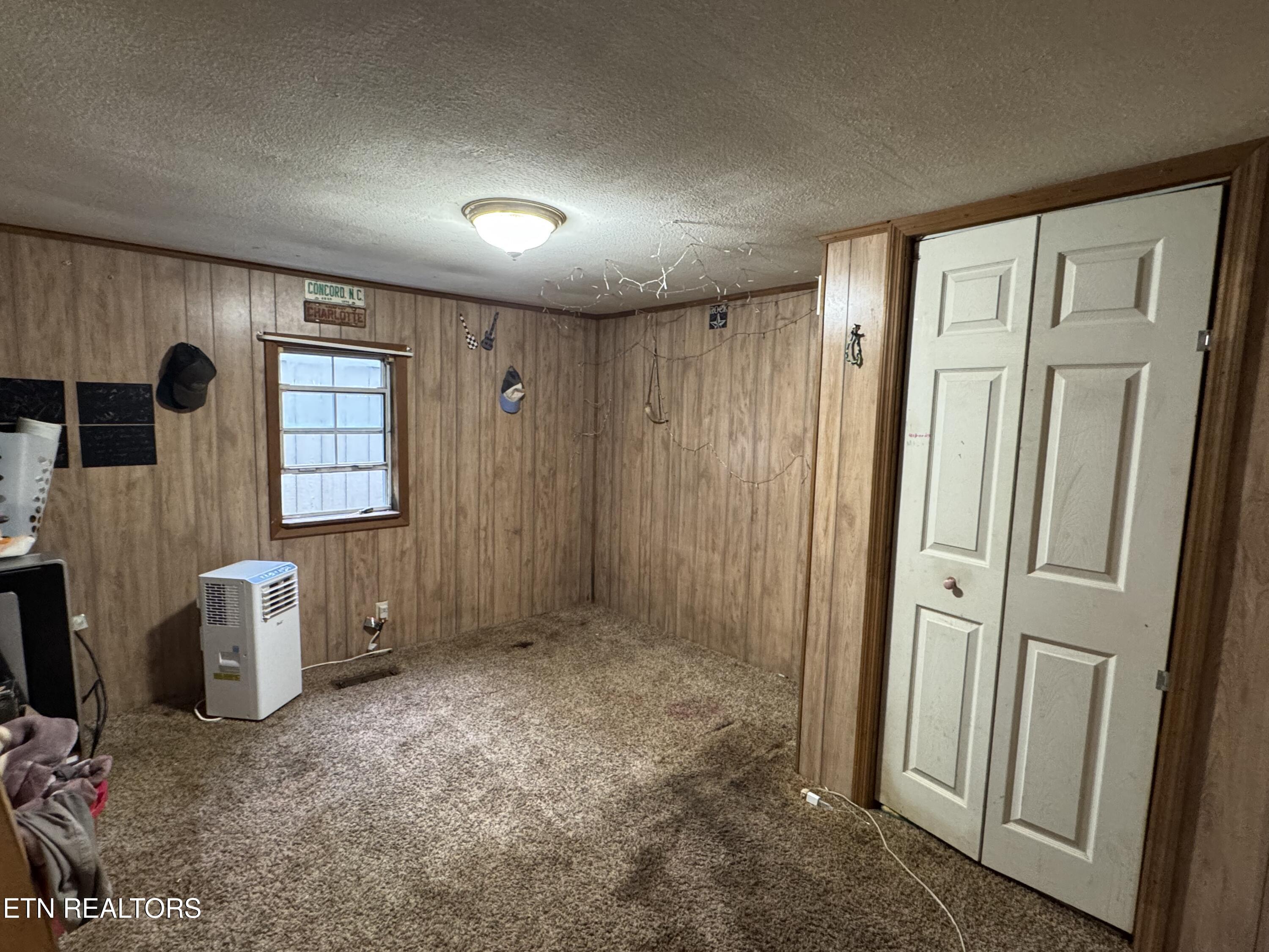 3441 Glendale Road Bybee, TN 37713 - Photo 7 of 16 IMG_4736