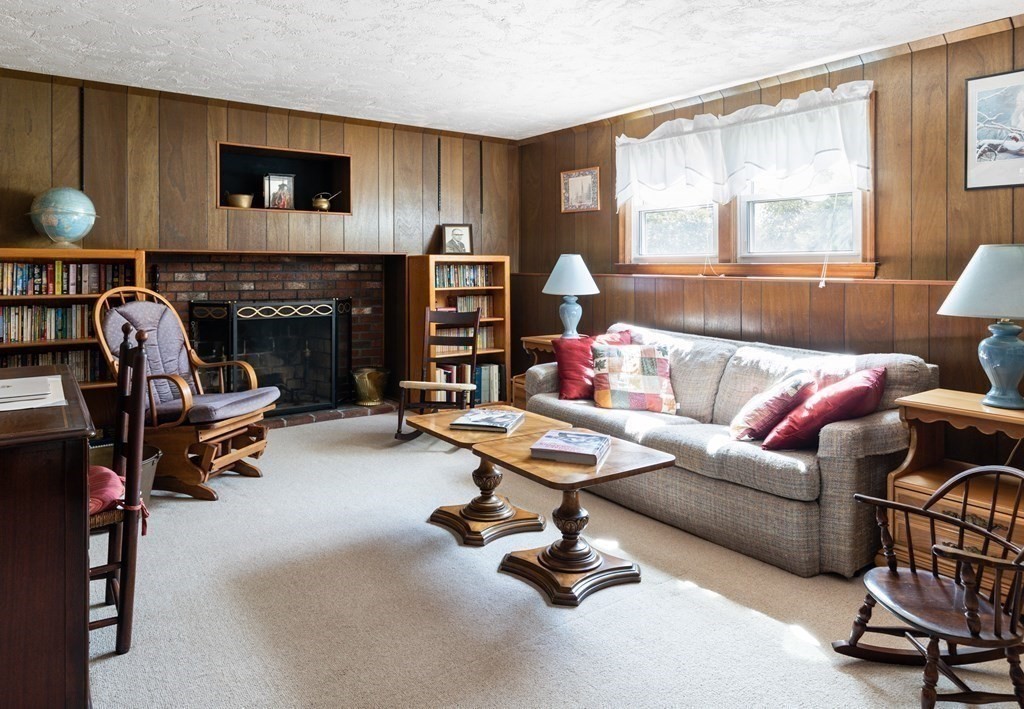 2 Teresa Road Hopkinton, MA 01748 - Photo 26 of 34 Gallery Image 26