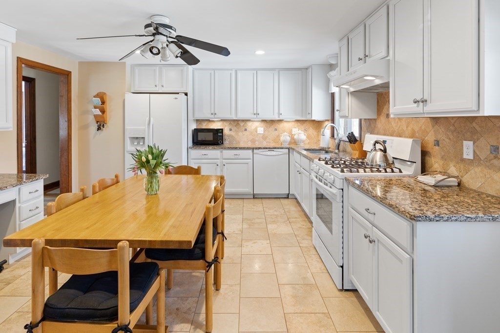 2 Teresa Road Hopkinton, MA 01748 - Photo 3 of 34 Gallery Image 3