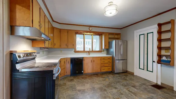 $279,000 | 9 Sewall Street, Augusta, ME 04330