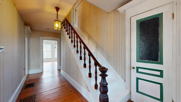 $279,000 | 9 Sewall Street, Augusta, ME 04330