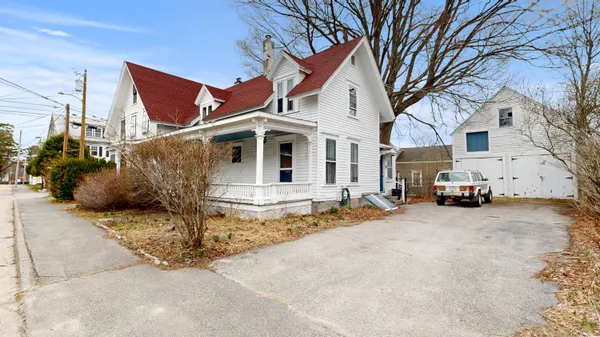 $279,000 | 9 Sewall Street, Augusta, ME 04330