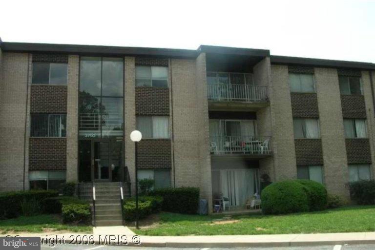 Exterior (Main)