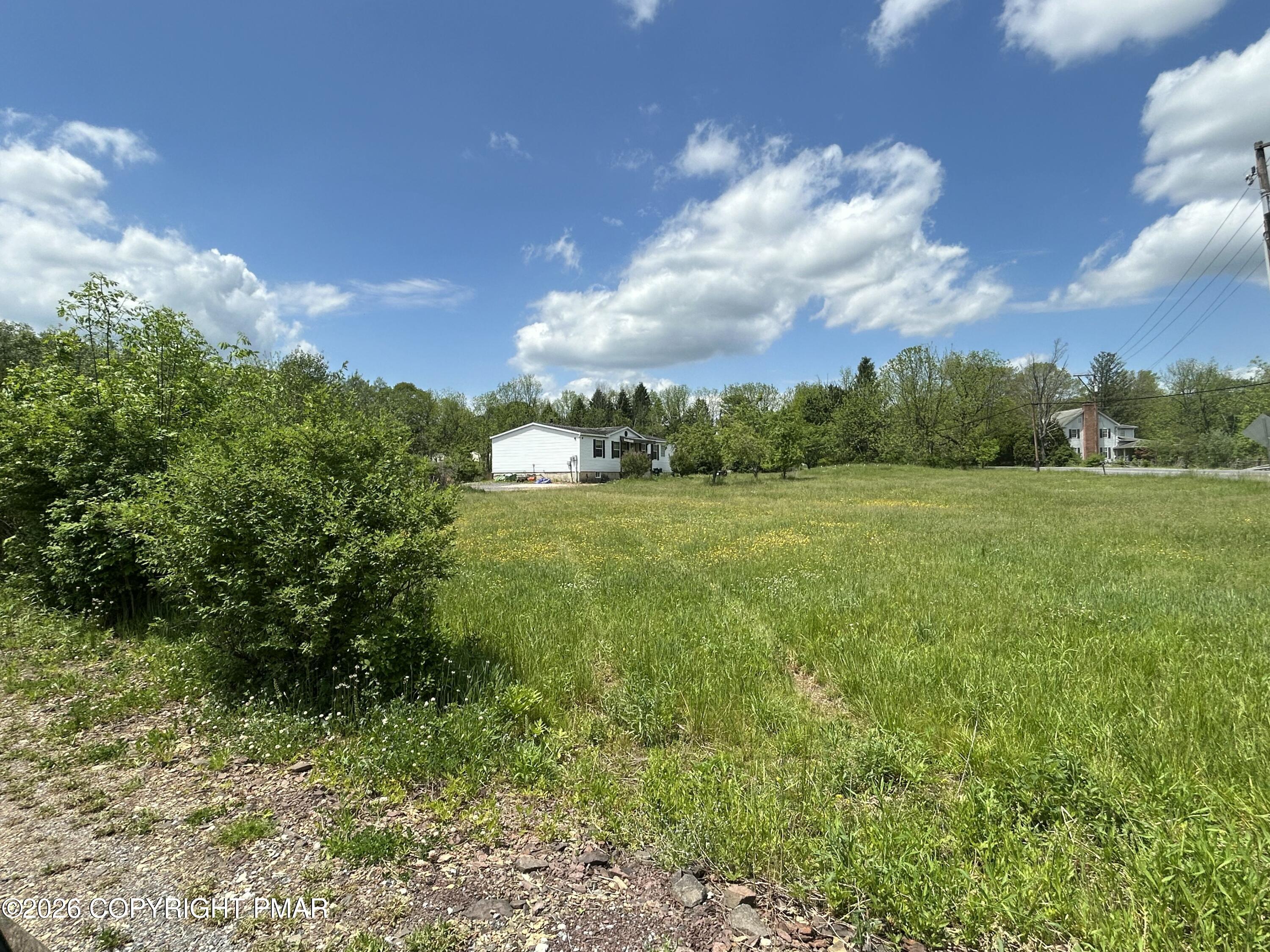 187 Mill Road Lehighton, PA 18235 - Photo 2 of 19 IMG_6579
