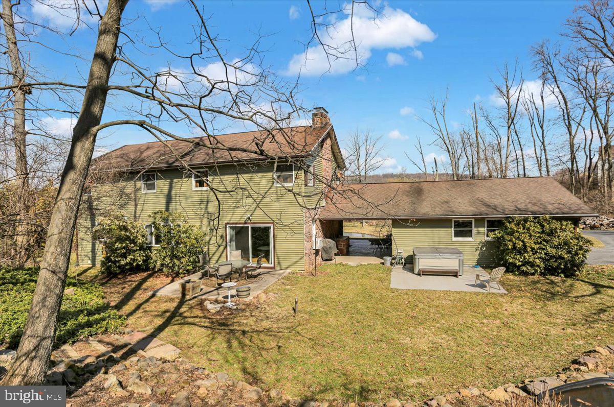 226 Wheatfield Road Sinking Spring, PA 19608 - Photo 7 of 58