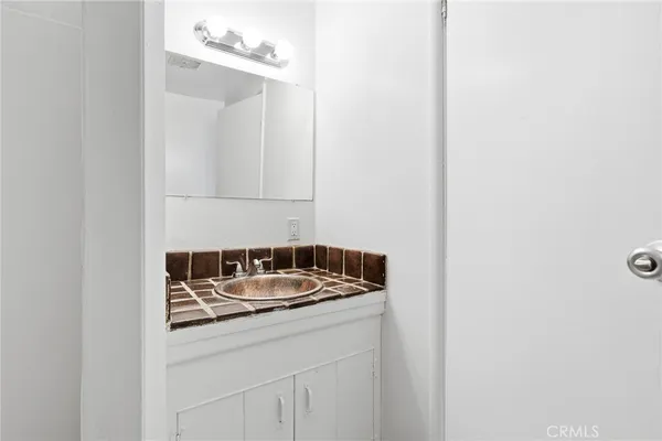 $2,650 | 40861 Whittier Avenue, Hemet, CA 92544