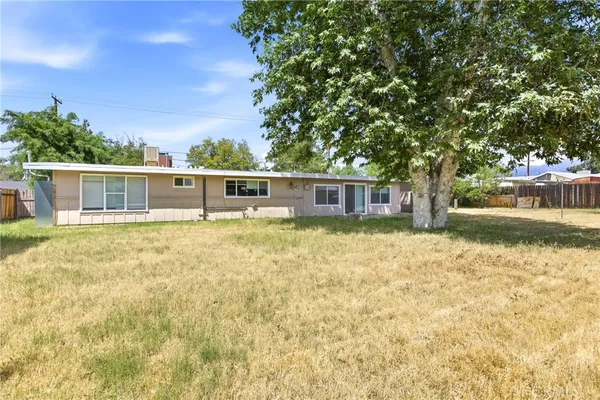 $2,650 | 40861 Whittier Avenue, Hemet, CA 92544