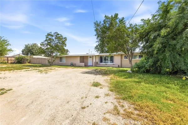 $2,650 | 40861 Whittier Avenue, Hemet, CA 92544