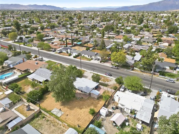 $2,650 | 40861 Whittier Avenue, Hemet, CA 92544