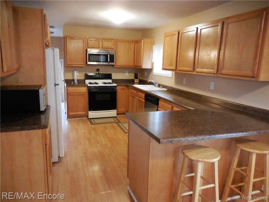 2630 Braidwood Road Memphis, MI 48041 - Photo 9 of 29 DSCN2848.JPG