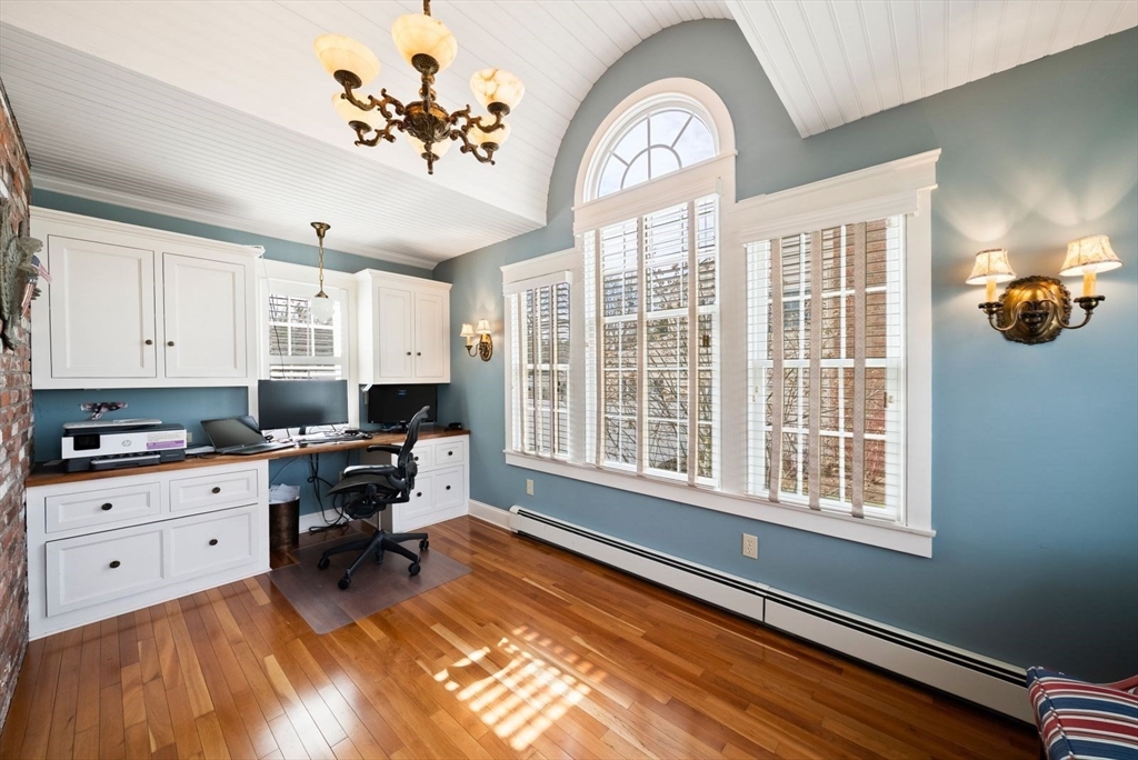 158 Strasser Avenue Westwood, MA 02090 - Photo 10 of 41