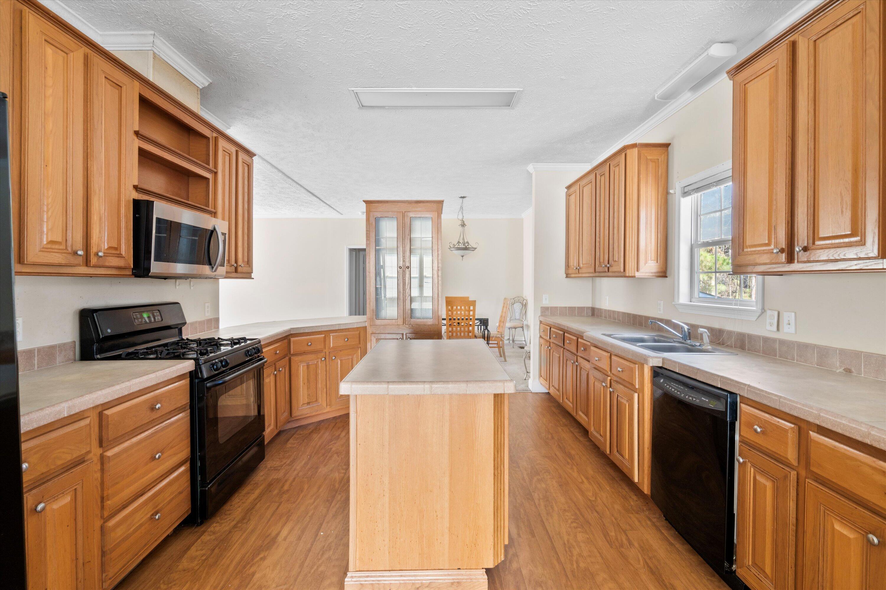 1816 Grimball Road Charleston, SC 29412 - Photo 11 of 26 11-DSC08262