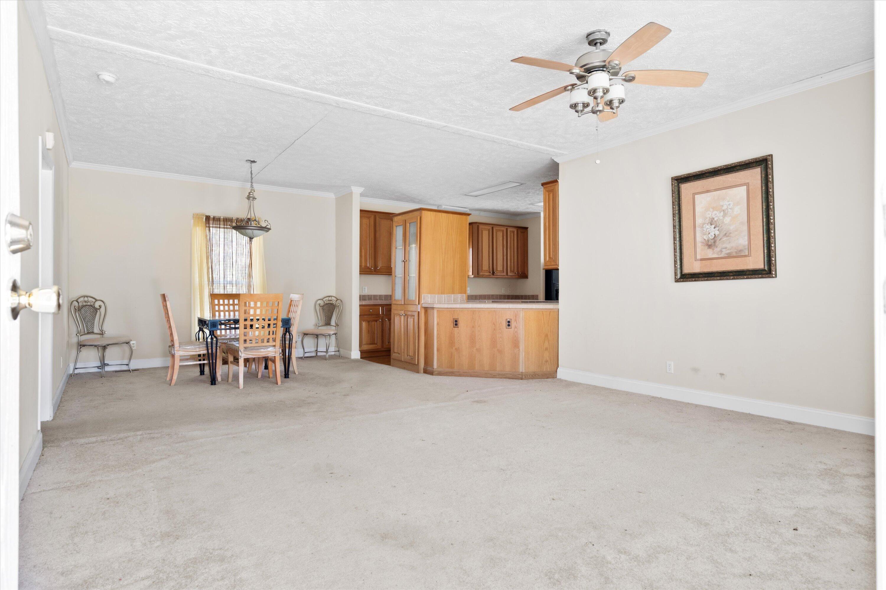 1816 Grimball Road Charleston, SC 29412 - Photo 5 of 26 05-DSC08241