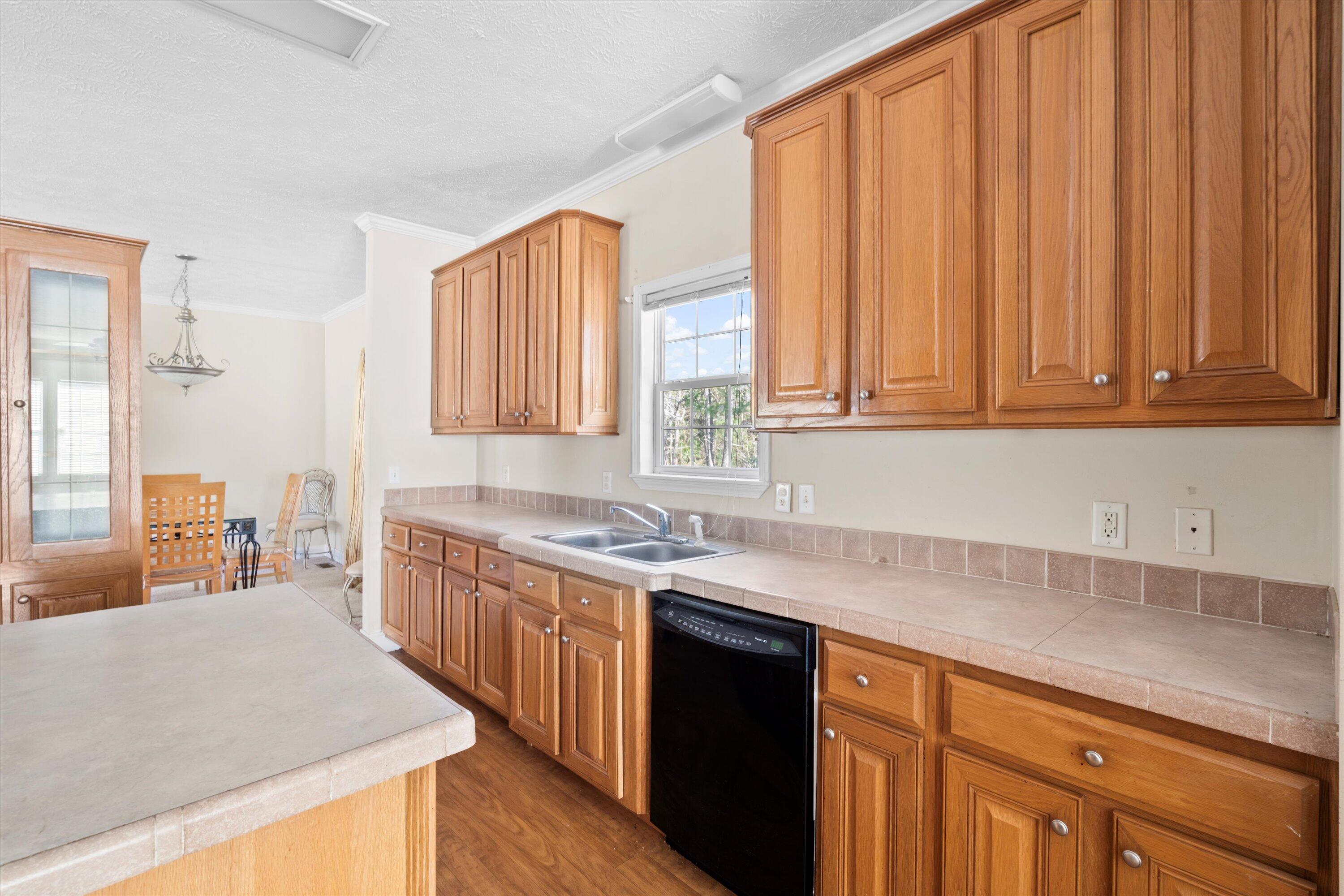 1816 Grimball Road Charleston, SC 29412 - Photo 9 of 26 09-DSC08271