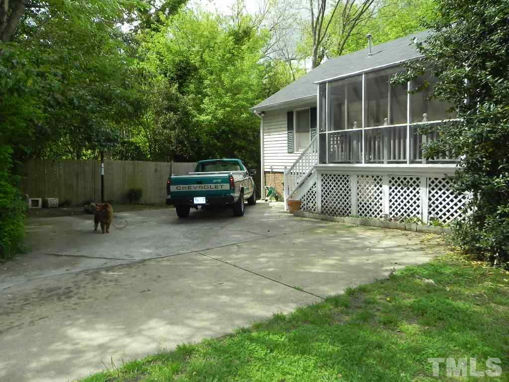 528 Chavis Way Raleigh, NC 27601 - Photo 5 of 8