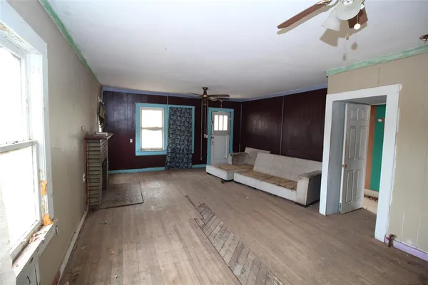 $25,000 | 111 South 7th Avenue, Munday, TX 76371
