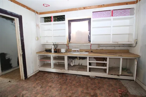 $25,000 | 111 South 7th Avenue, Munday, TX 76371