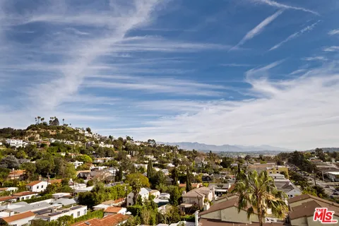 $4,600 | 4411 Los Feliz Boulevard, Unit 907, Los Angeles, CA 90027