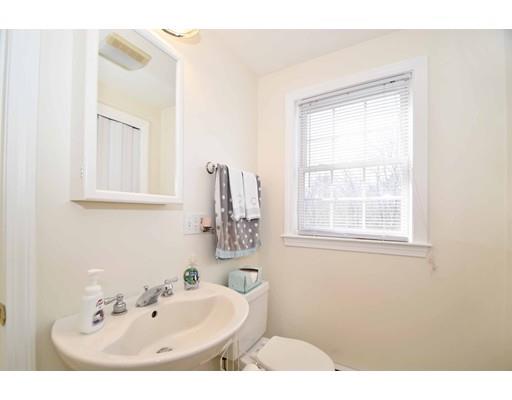 117 Sutton Road Webster, MA 01570 - Photo 10 of 22 Gallery Image 10