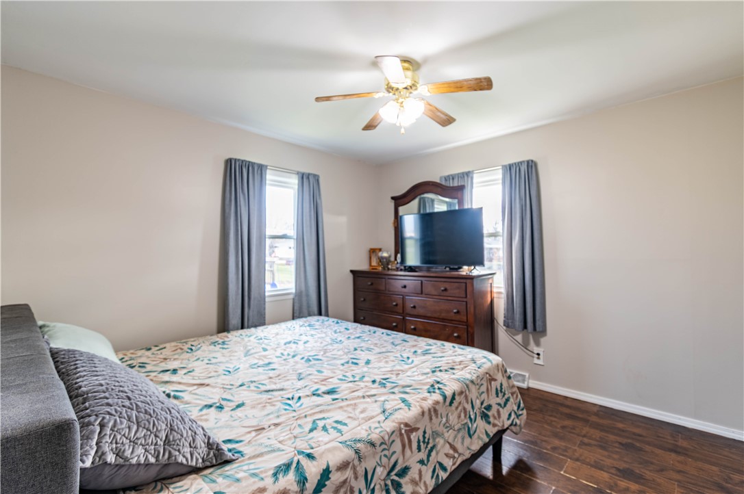 3888 North Taylor Avenue Decatur, IL 62526 - Photo 8 of 22 Gallery Image 8