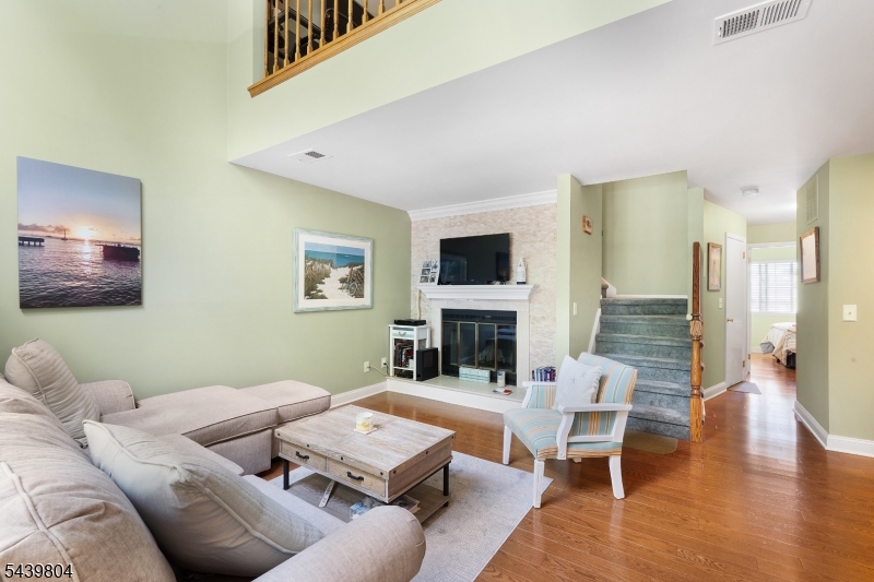 22 Crestmont Road Bedminster, NJ 07921 - Photo 8 of 19
