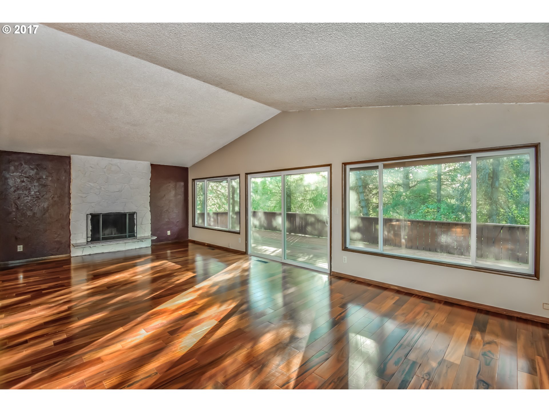 1895 Greentree Road Lake Oswego, OR 97034 - Photo 10 of 27 Gallery Image 10