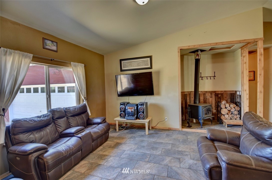 7861 Matlock-Brady Road Elma, WA 98541 - Photo 6 of 35 Gallery Image 6